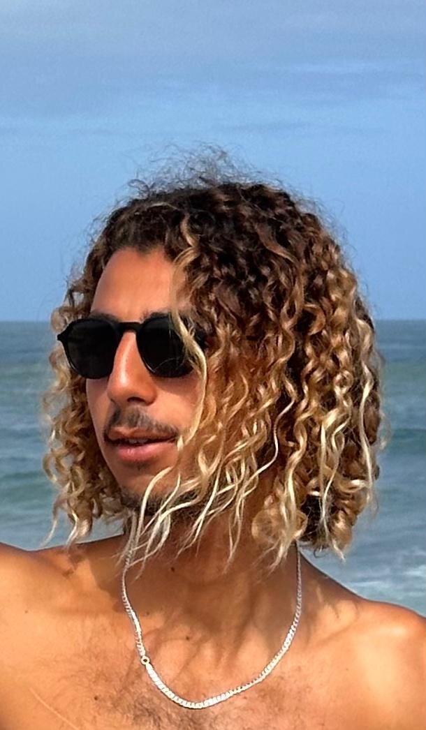 Zak Radmi - Professional Surf Photographer and Coach